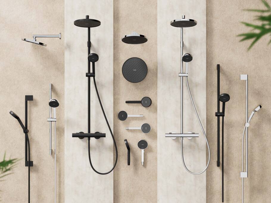 Linha hansgrohe Activera S com duchas e acessórios em Chrome e Preto Fosco exibidos sobre painéis claros, destacando design minimalista e variedade de configurações.
